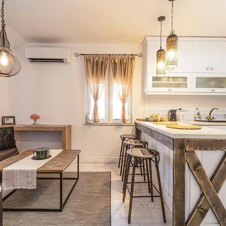 Stylish 1Bd Flat With A Terrace Near The Centre Of Plovdiv By Flat Mаnager Apartment Luaran gambar